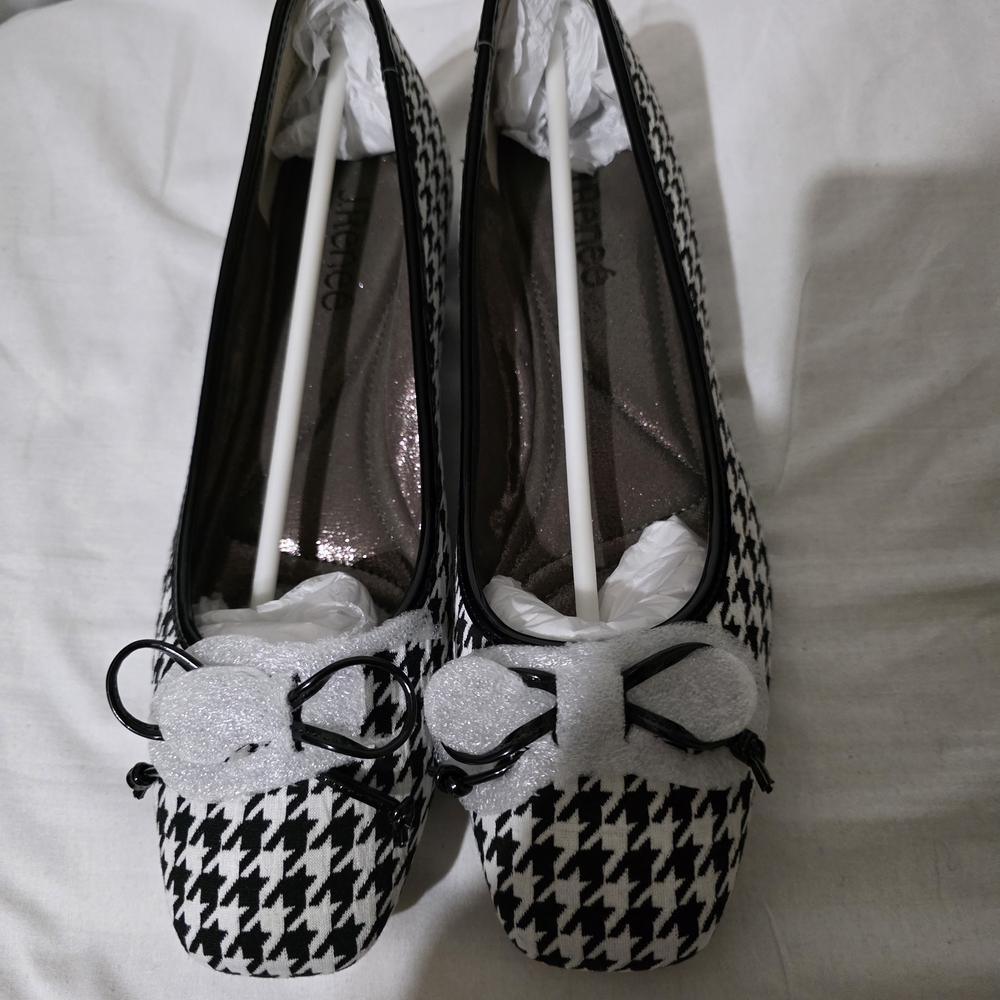 J.Renee Black and White Houndstooth Flats with Bow